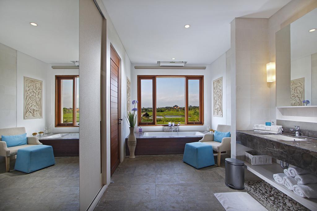Ombak Villa Cemagi Tanah Lot  Room photo