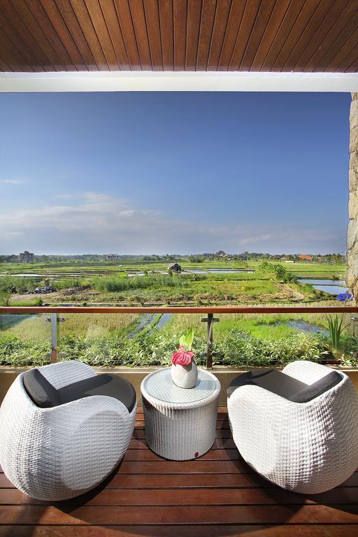 Ombak Villa Cemagi Tanah Lot  Room photo