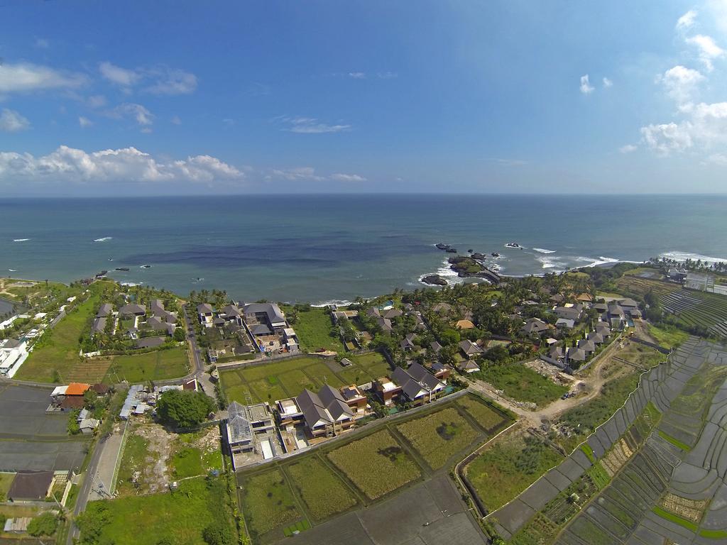Ombak Villa Cemagi Tanah Lot  Exterior photo